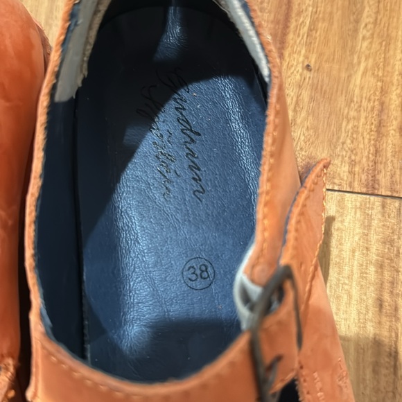 GUDRUN SJODEN Orange Leather Mary Jane Flats Shoes Size 38 Women’s 8 - Picture 2 of 3